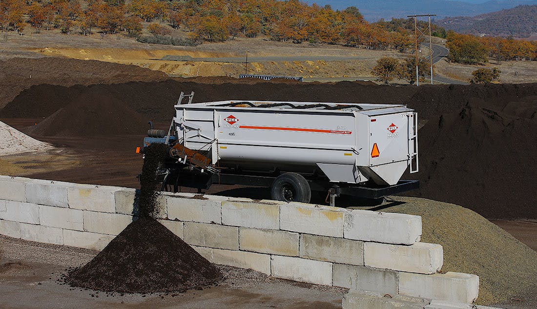 Photo Making Compost Process Detail Step5 1100X633